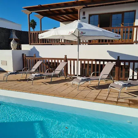 Luxury 4-bedroom With Heated Pool + Sea View * פלאיה בלנקה