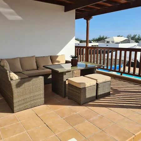 וילה Luxury 4-bedroom With Heated Pool + Sea View *