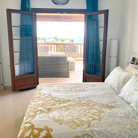 וילה Luxury 4-bedroom With Heated Pool + Sea View *