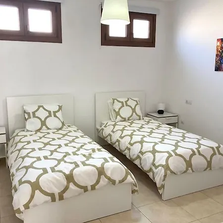 Luxury 4-bedroom With Heated Pool + Sea View * פלאיה בלנקה