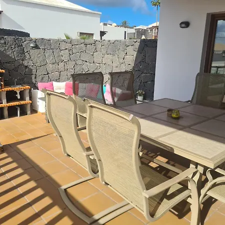 빌라 Luxury 4-bedroom With Heated Pool + Sea View
